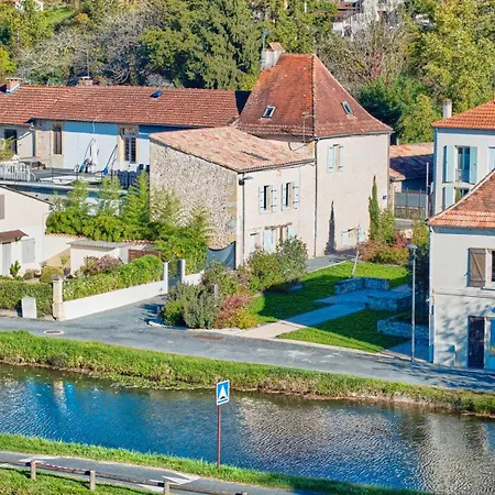Capraisien Saint-Capraise-de-Lalinde